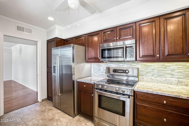 3655 N 5TH Avenue 203, Phoenix, AZ 85013