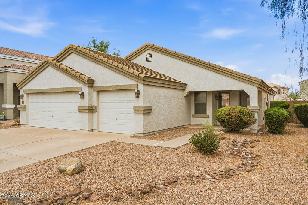 43588 W BLAZEN Trail, Maricopa, AZ 85138 — photo 2