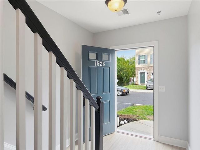 1526 Brookstone Place, Hellertown Boro, PA 18055