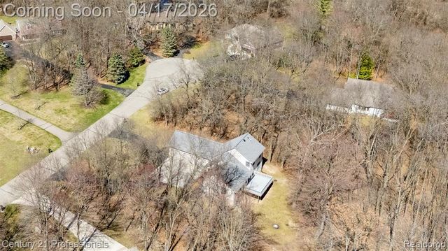 624 Highland Drive, Oxford, MI 48371