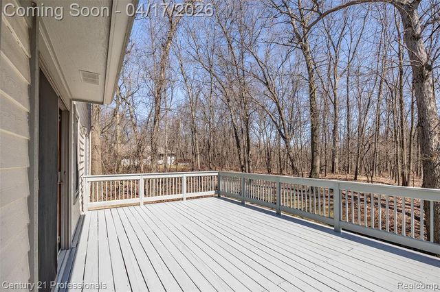 624 Highland Drive, Oxford, MI 48371