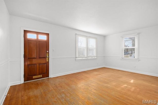 2105 E B Street, Belleville, IL 62221