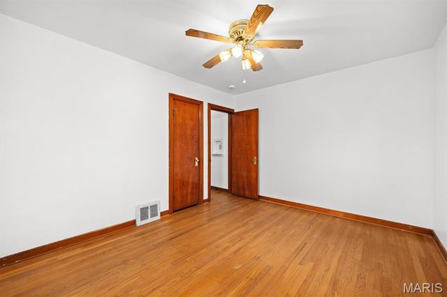 2105 E B Street, Belleville, IL 62221