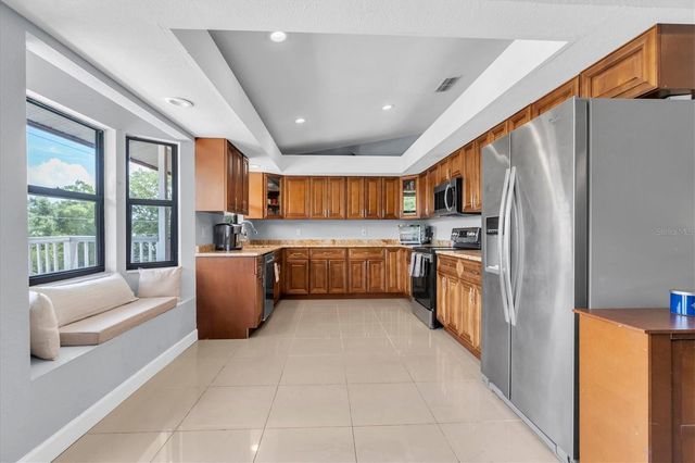 15590 59TH STREET N, Clearwater, FL 33760