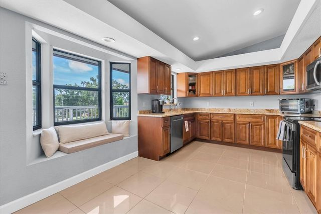 15590 59TH STREET N, Clearwater, FL 33760