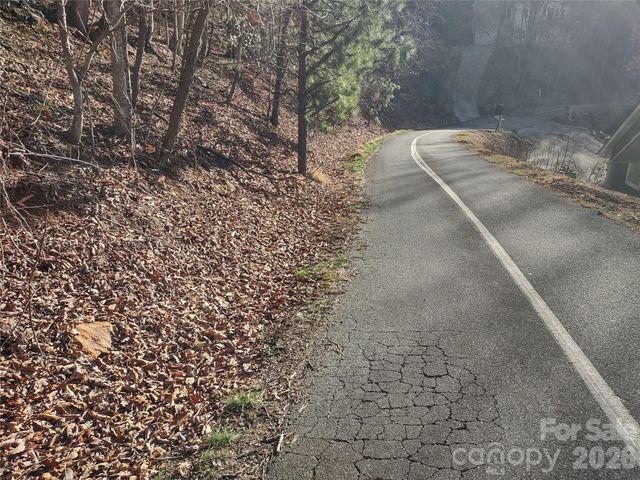 99999 Cedar Drive 273, Mills River, NC 28759