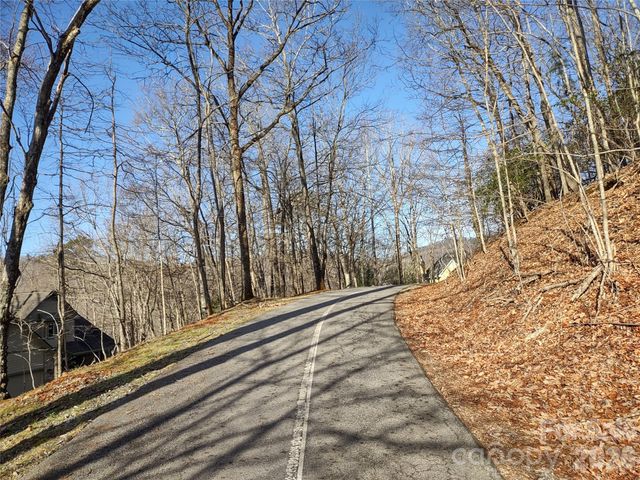 99999 Cedar Drive 273, Mills River, NC 28759