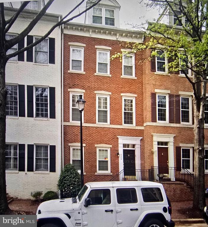 624 N PITT ST, Alexandria, VA 22314