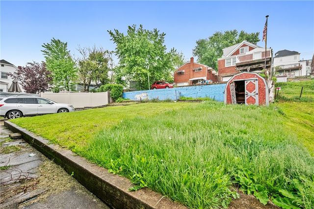 1811-1813 Mount Joseph St, Carrick, PA 15210