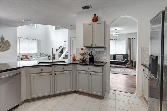 18147 CANAL POINTE STREET, Tampa, FL 33647