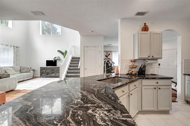18147 CANAL POINTE STREET, Tampa, FL 33647