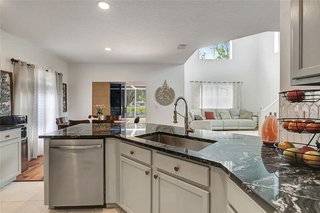 18147 CANAL POINTE STREET, Tampa, FL 33647