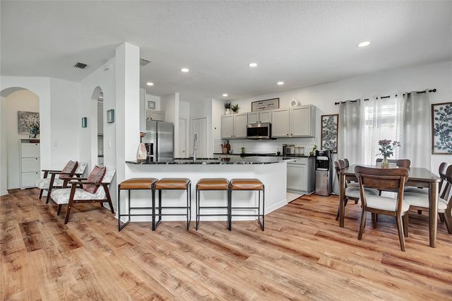 18147 CANAL POINTE STREET, Tampa, FL 33647