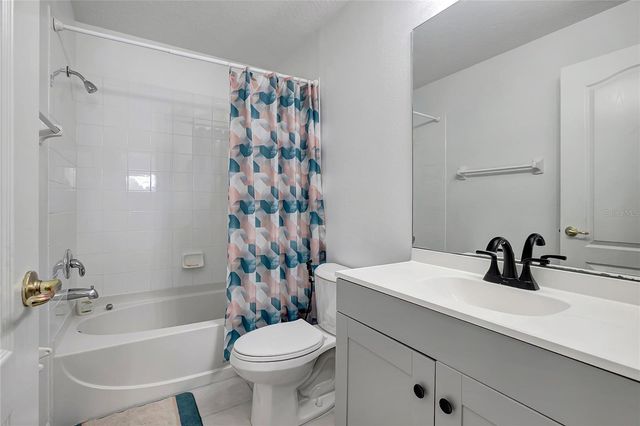 18147 CANAL POINTE STREET, Tampa, FL 33647