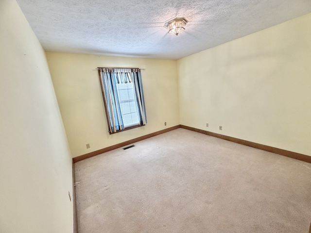 6914 Burkitt Rd, Antioch, TN 37013