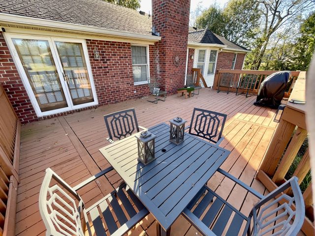 6914 Burkitt Rd, Antioch, TN 37013