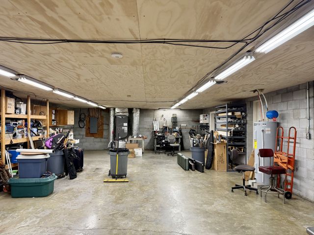 6914 Burkitt Rd, Antioch, TN 37013