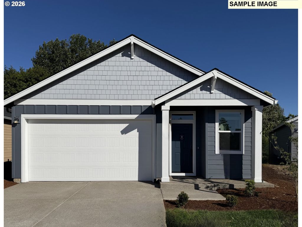 1566 N YOUNG St, Lafayette, OR 97127