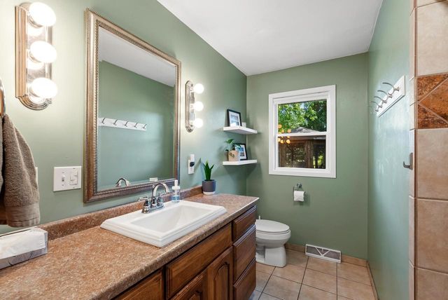 W9076 Heritage Hills Road, Beaver Dam, WI 53916