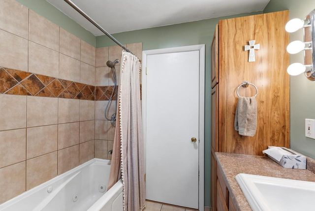 W9076 Heritage Hills Road, Beaver Dam, WI 53916