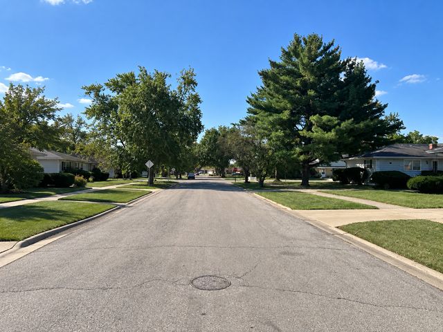 18757 Sherman Street, Lansing, IL 60438