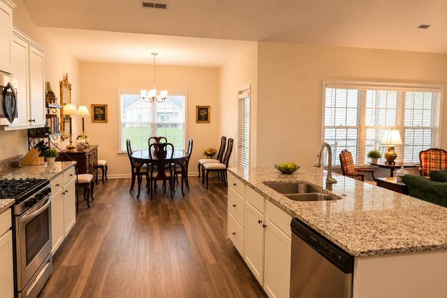 402 Grain Field Dr., Georgetown, SC 29440