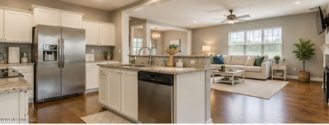 7270 Lauren Lane, Olive Branch, MS 38654