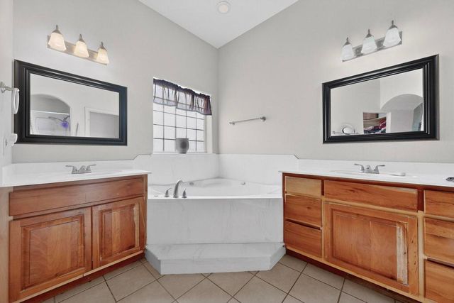 41 Pino Road, Veguita, NM 87062