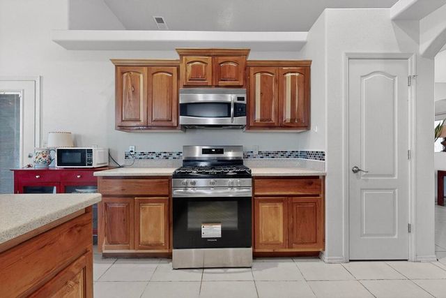 41 Pino Road, Veguita, NM 87062