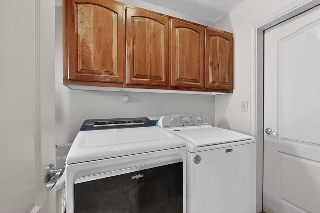 41 Pino Road, Veguita, NM 87062