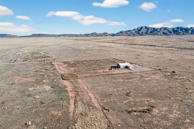 41 Pino Road, Veguita, NM 87062