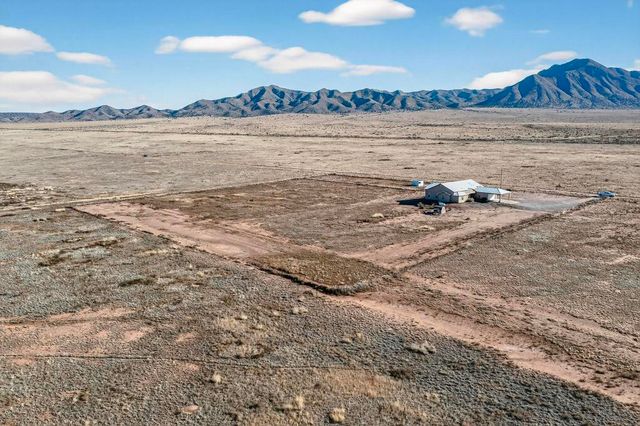 41 Pino Road, Veguita, NM 87062