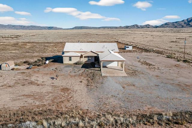 41 Pino Road, Veguita, NM 87062