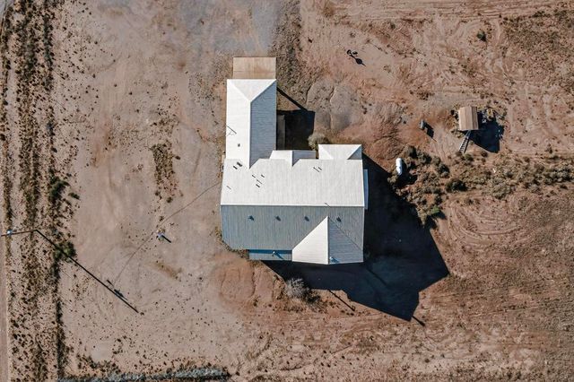 41 Pino Road, Veguita, NM 87062