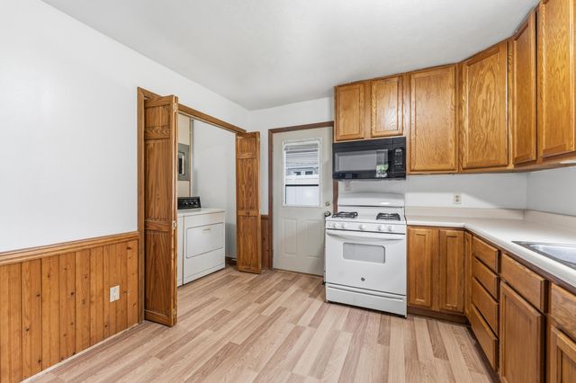 113 N Cherry Street, Augusta, MI 49012