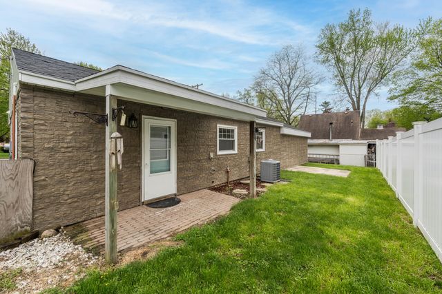 113 N Cherry Street, Augusta, MI 49012