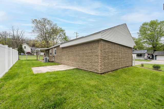 113 N Cherry Street, Augusta, MI 49012
