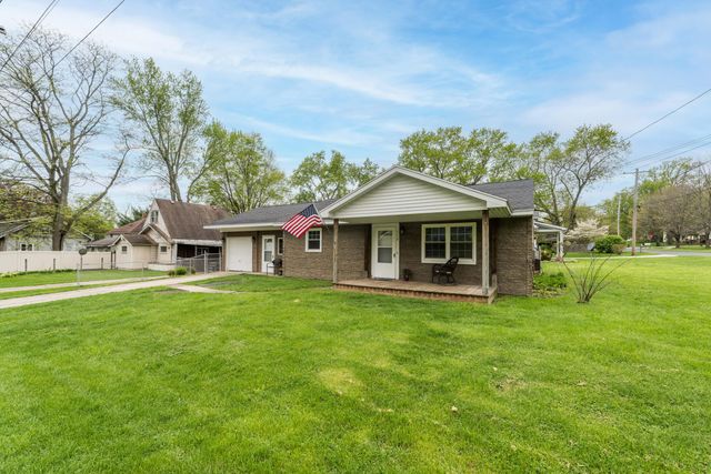 113 N Cherry Street, Augusta, MI 49012