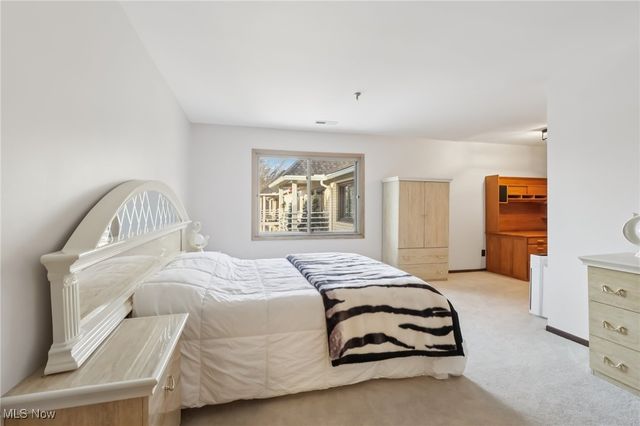 19510 Lorain Road 302, Fairview Park, OH 44126