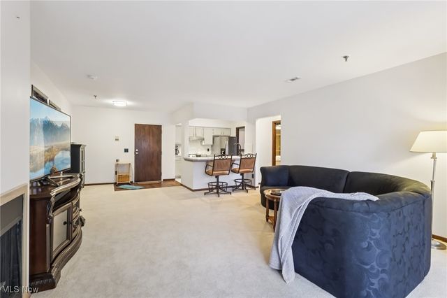 19510 Lorain Road 302, Fairview Park, OH 44126