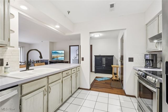 19510 Lorain Road 302, Fairview Park, OH 44126