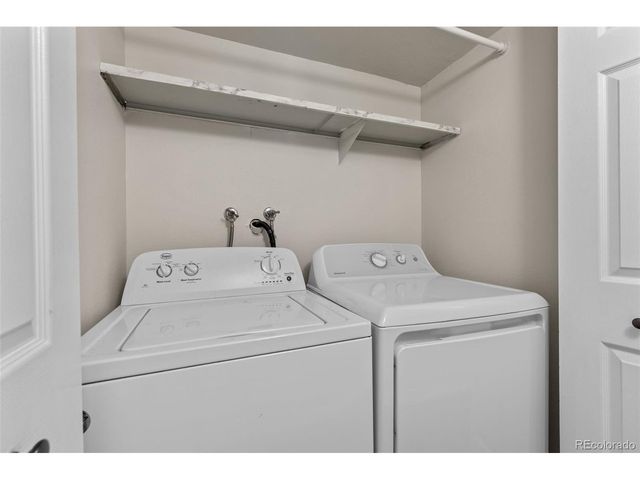 18302 E Kepner Pl 203, Aurora, CO 80017