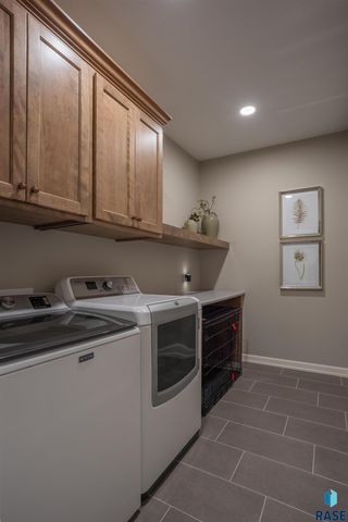431 Brody Ct Court, Harrisburg, SD 57032