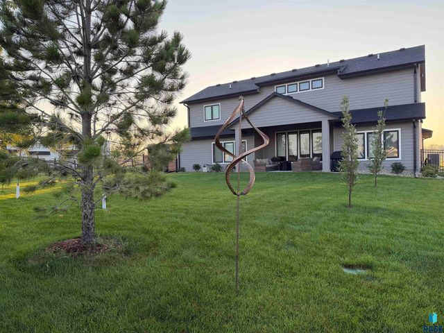 431 Brody Ct Court, Harrisburg, SD 57032