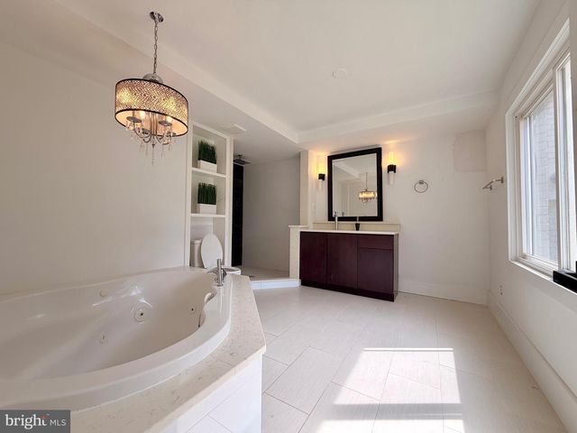 3237 SLEEPY HOLLOW RD, Falls Church, VA 22042