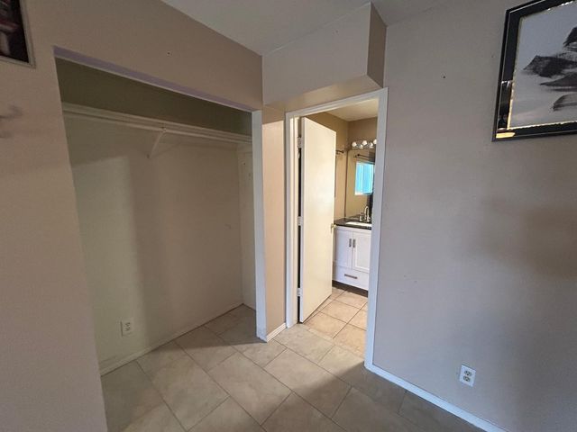 6916 W Georgia Avenue, Glendale, AZ 85303
