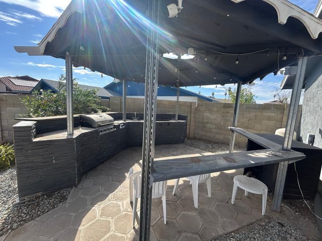 6916 W Georgia Avenue, Glendale, AZ 85303