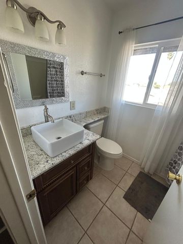 6916 W Georgia Avenue, Glendale, AZ 85303