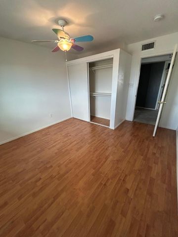 6916 W Georgia Avenue, Glendale, AZ 85303