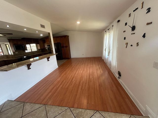 6916 W Georgia Avenue, Glendale, AZ 85303